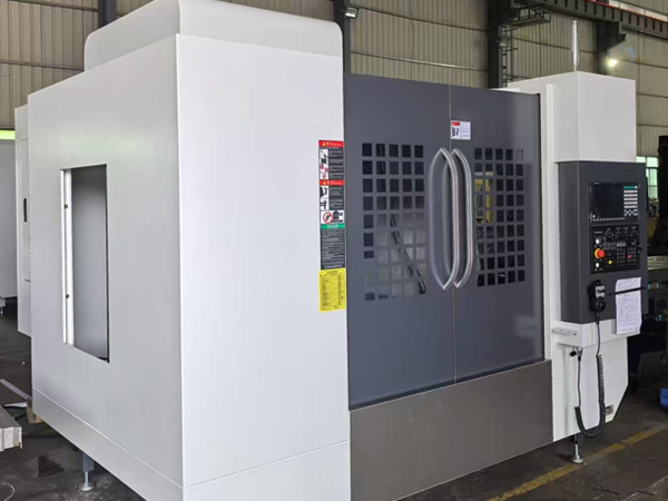 What are the differences between a Gantry CNC Machining Center and a Vertical Machining Center?